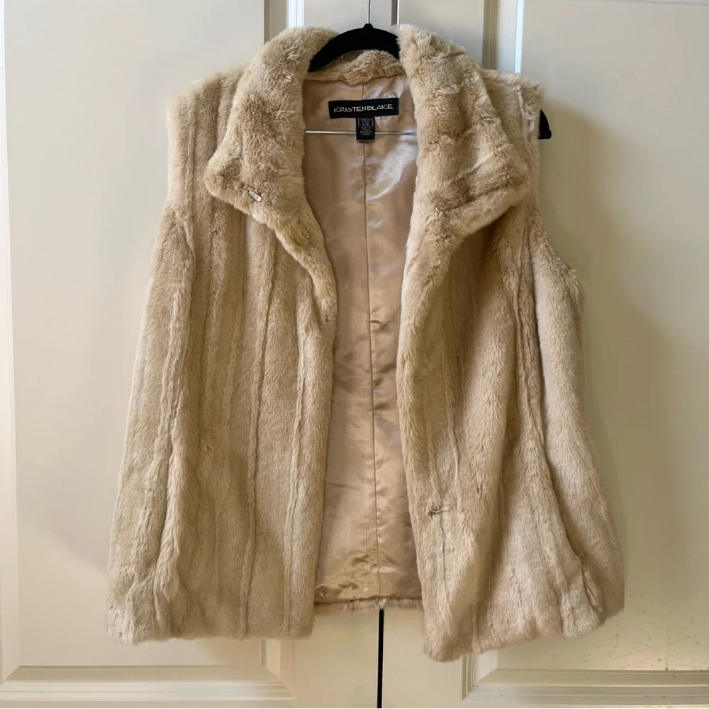 Kristen Blake Faux Fur Cream Vest, size large, like new condition - Picture 4 of 9